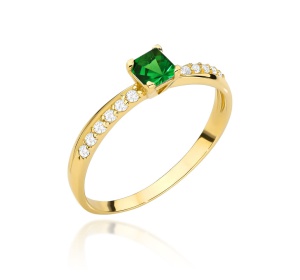 Pierścionek złoty z kamieniem w kolorze zielonym i cyrkoniami